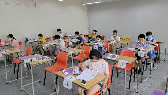 香港首次举办小学普通话水平考级