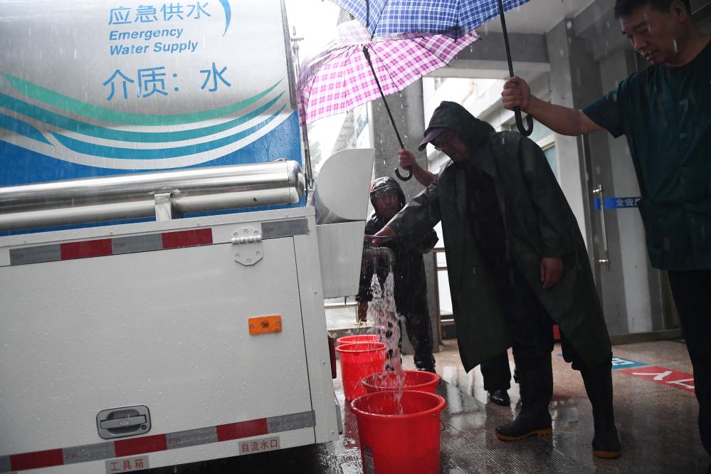 直击北京强降雨：房山和门头沟部分地区通讯信号中断