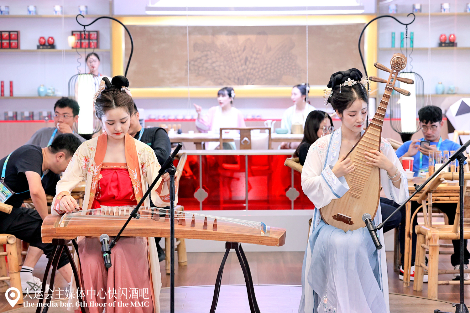 五粮液：“香”遇大运彰显中国之美 以酒为媒深化交流互鉴