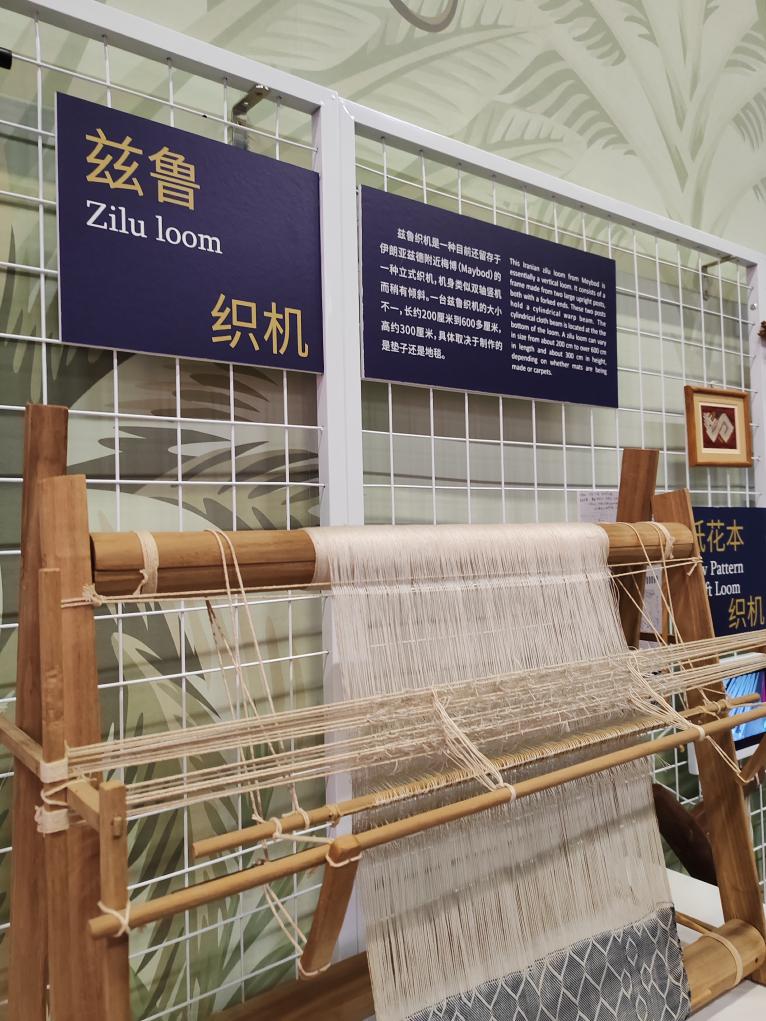 亚洲服饰展亮相杭州：霓裳五彩，东方贡献