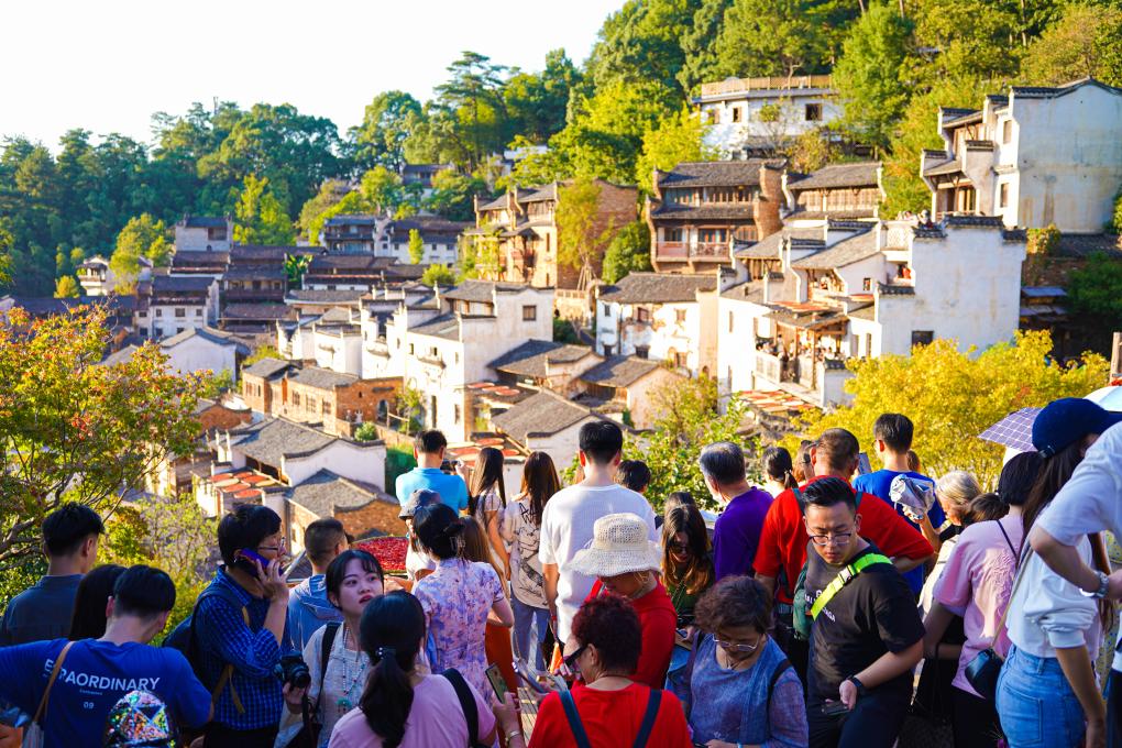 乡村“老地方”成为游客热门打卡点