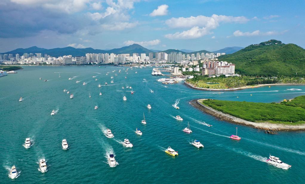 海南“黄金周”旅游市场观察