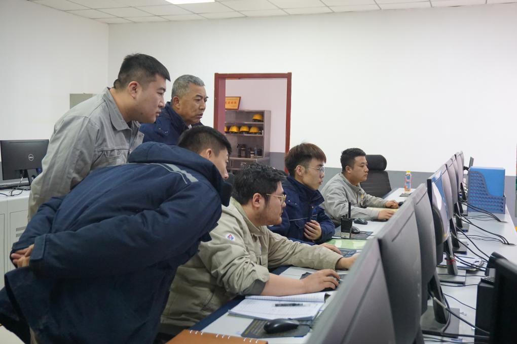 戈壁捕光人