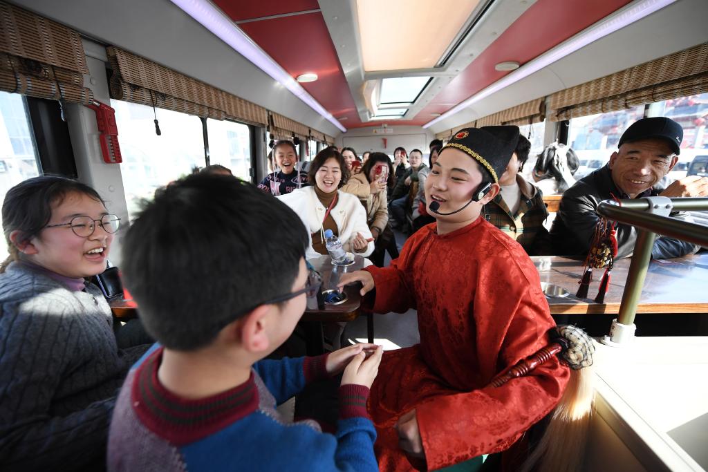西安：在多元游玩方式中感知更浓年味