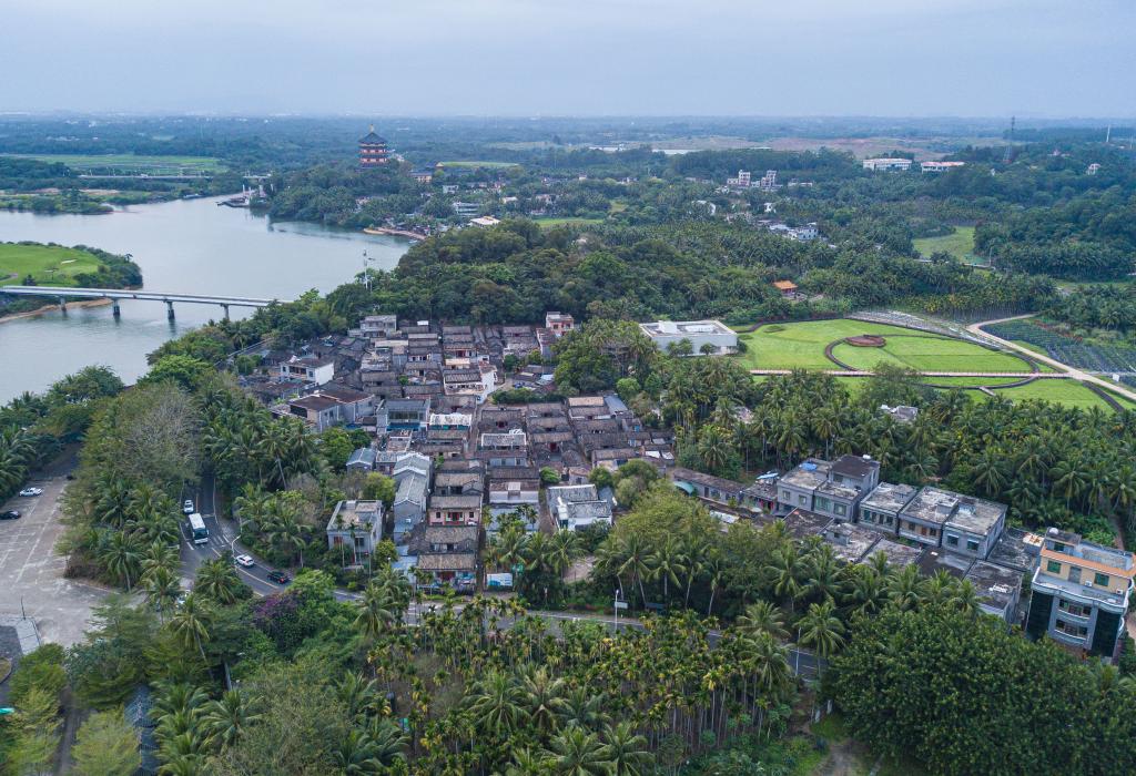 沿海南环岛旅游公路看美丽博鳌