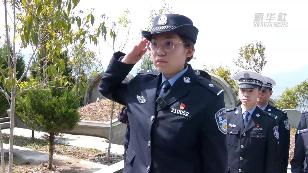 清明祭英烈 忠诚不言在心中