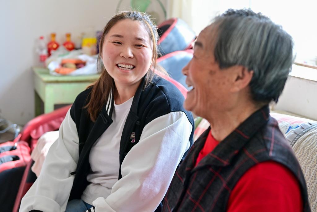 “不出门也能事事有着落”——新疆博乐市精细施策服务基层