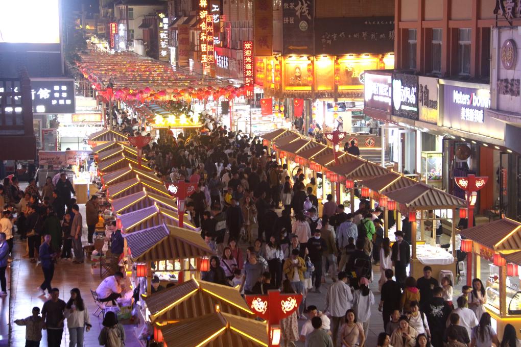 文化新观察丨走，到县城去旅游！