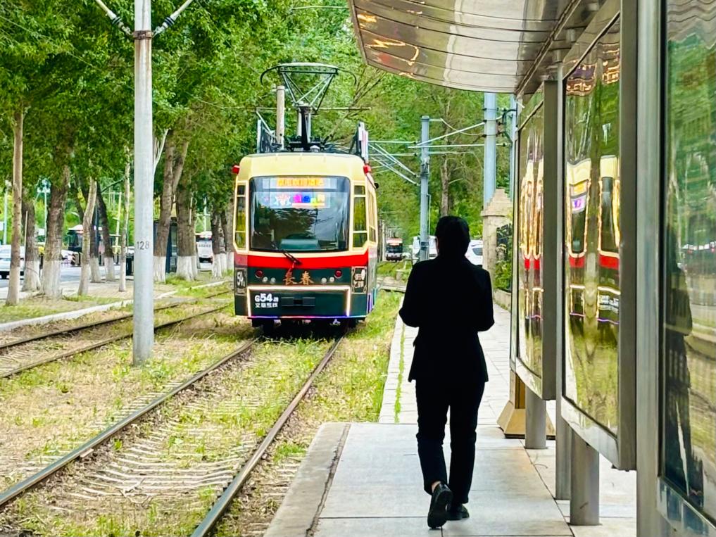 长春有轨电车：诗意在城市中穿行