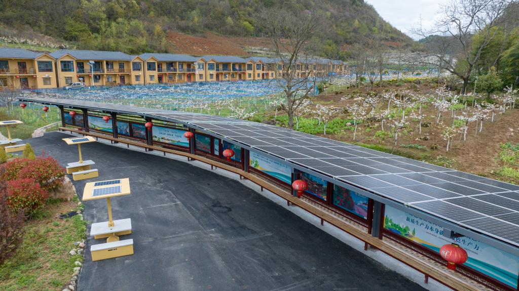 湖北省恩施土店子村：“绿电”催生乡村旅游新景观