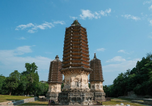 北京科技大学科工视界文脉传承社会实践团——科工半夏乡村振兴实践团：红色文化之旅与文创实践
