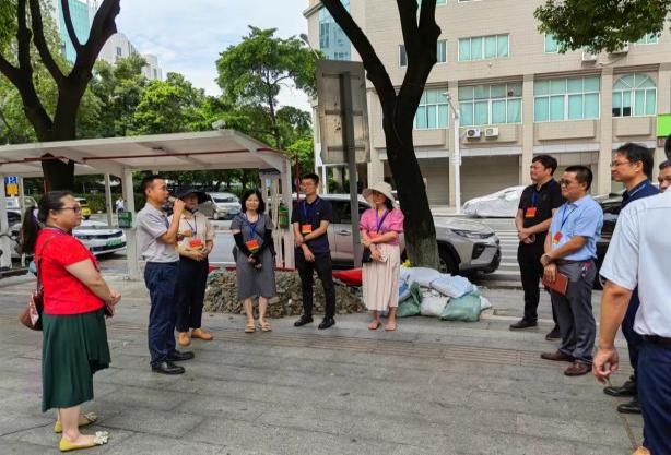 人大沙湾街道工委开展垃圾分类和电动车集中充电执法检查活动