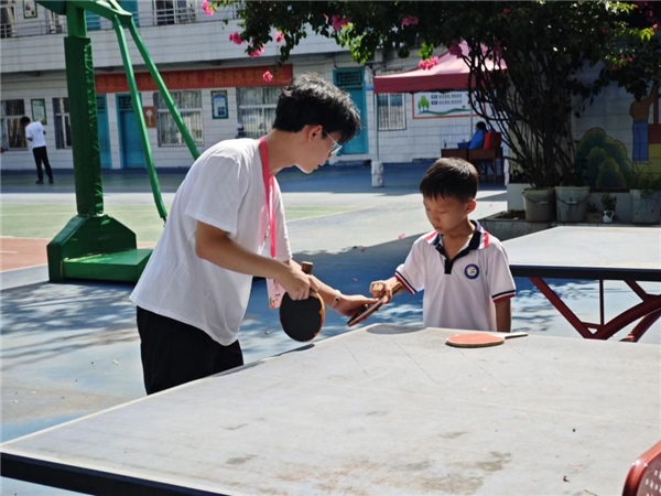 广东金融学院慈心筑梦突击队|“青”心呵护，筑梦“童”行 作者：慈心筑梦突击队