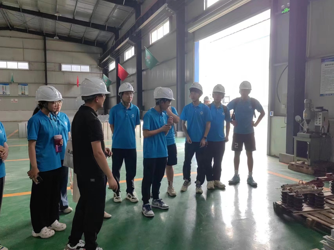 华北水利水电大学“智网知行”专业行业调研团开展智慧电力探秘之旅