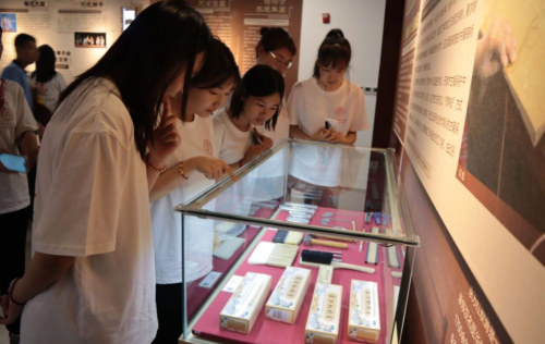 天津商业大学津味民俗非遗传承实践团暑期实践纪实