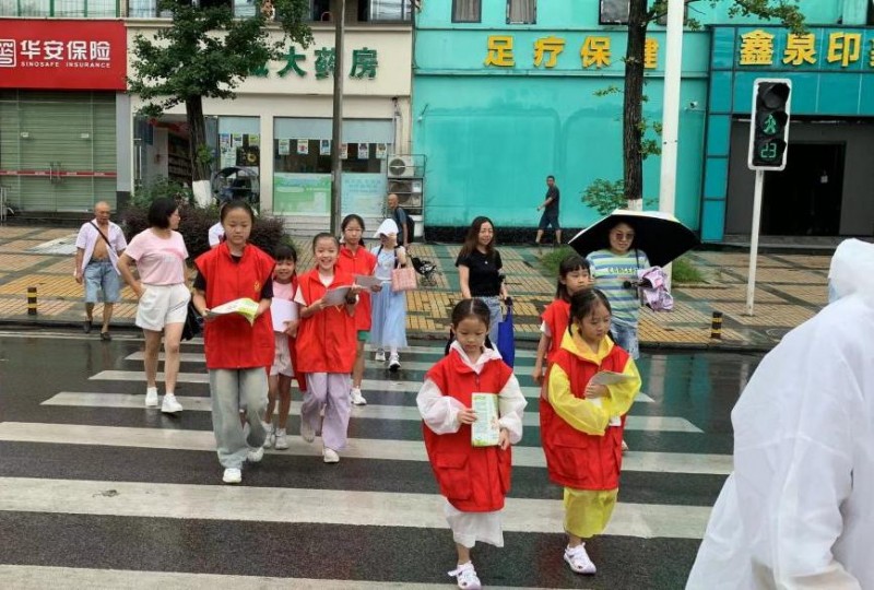 龙泉街道百工堰社区 绿动未来，从"光盘"到"沃土"——共筑环保 生活新风尚活动