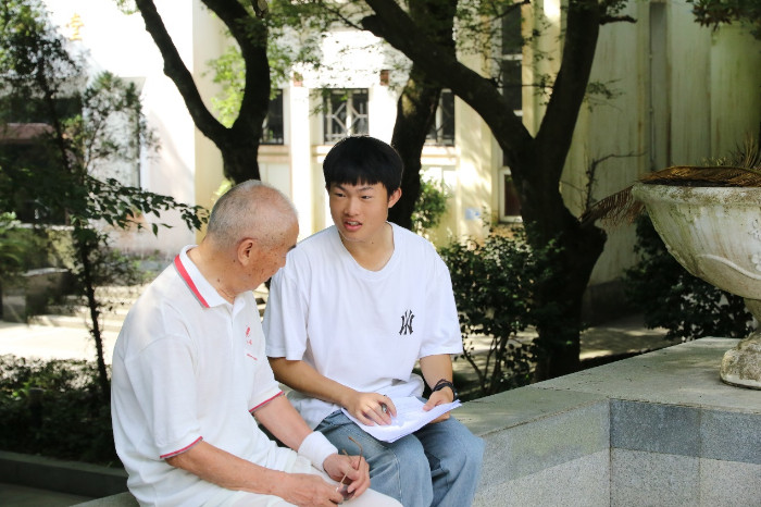 “船”承舟山非遗，“拳”显文化底蕴——浙海学子与非遗文化的碰撞