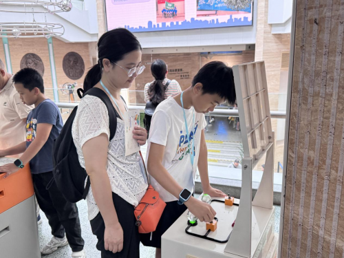 探索未来  科技筑梦 南山街道开展2024年科普月研学实践活动