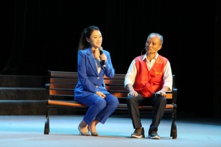 微光照亮渭南——记原渭南市新世纪社区党委书记、主任寇东升