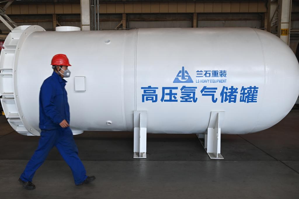 新时代中国调研行之看区域·西部篇丨老旧产业，如何改？
