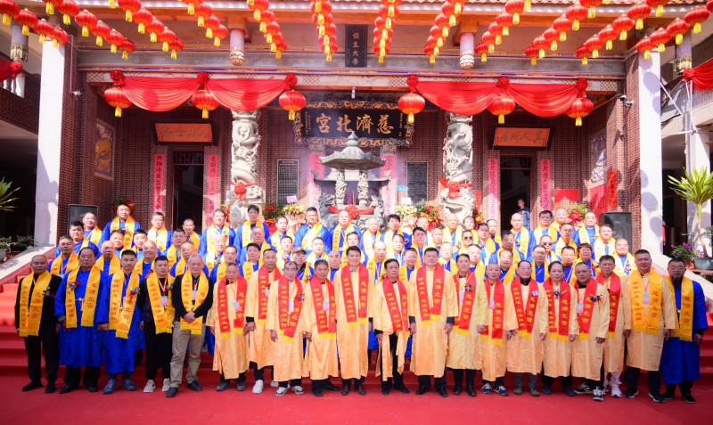 非遗1+1:首届保生青草药文化节在厦门举行
