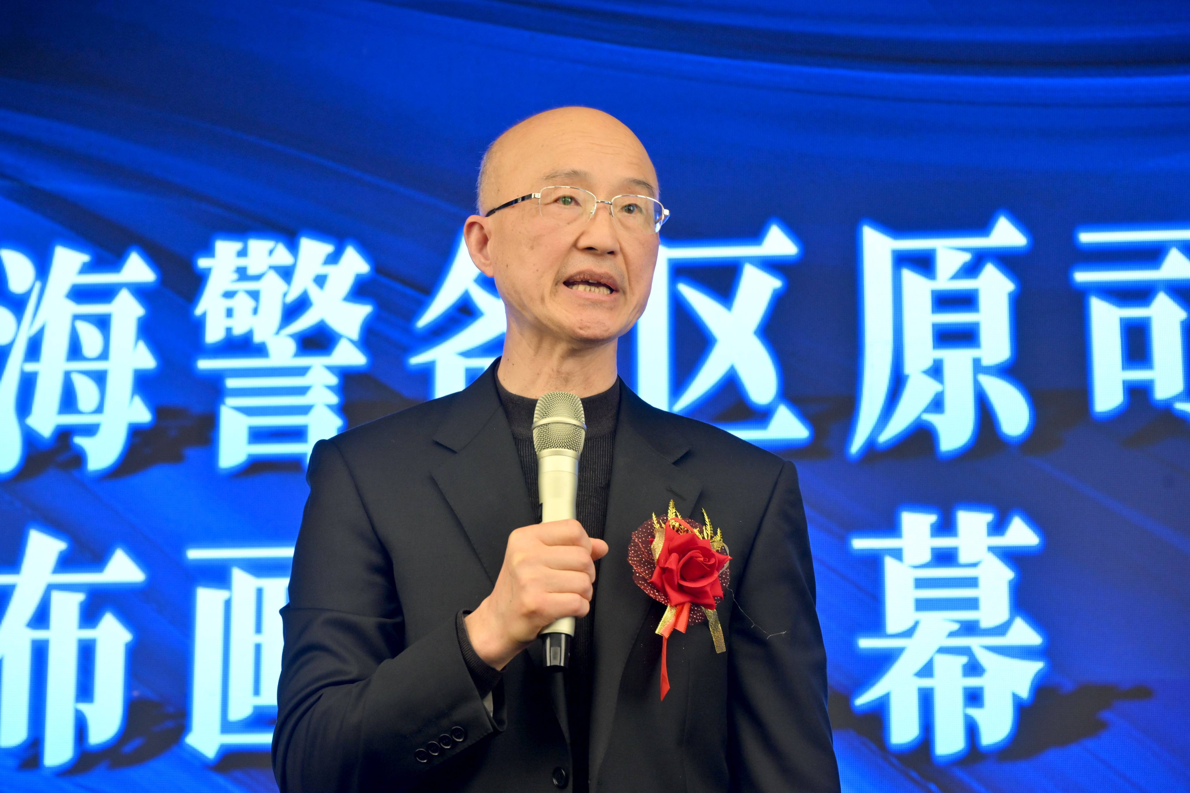 采撷时光的微笑-吴宜恩油画精品展亮相上海云间美术馆 