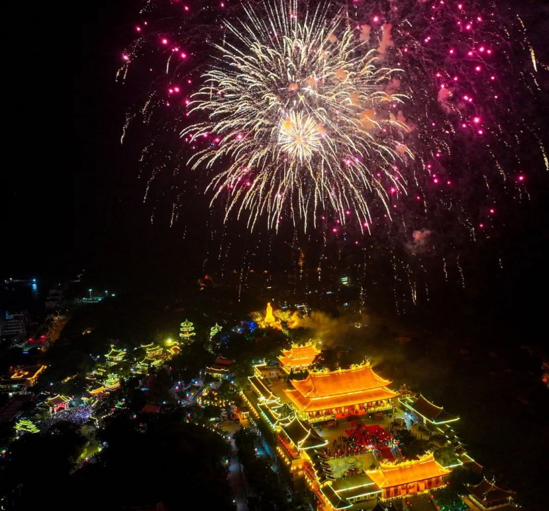 2025年湄洲妈祖祖庙跨年祈福盛典举行