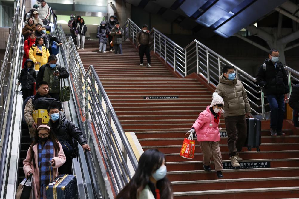 我在现场·光影流年丨春运之路：一声保重 一心团圆