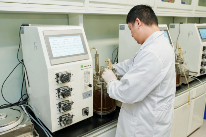 新加坡抗衰国师亲临AKK001实验室——TIMESHOP科学家见面会顺利举办