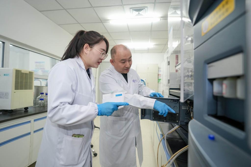 我国科学家研究证明植物叶片可吸收积累大气微塑料