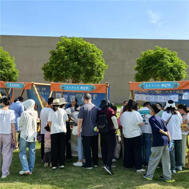 5.17-5.18，等风来，不如追凤去！  “最中国·文博市集”中国凤专场在新吴区成功举办