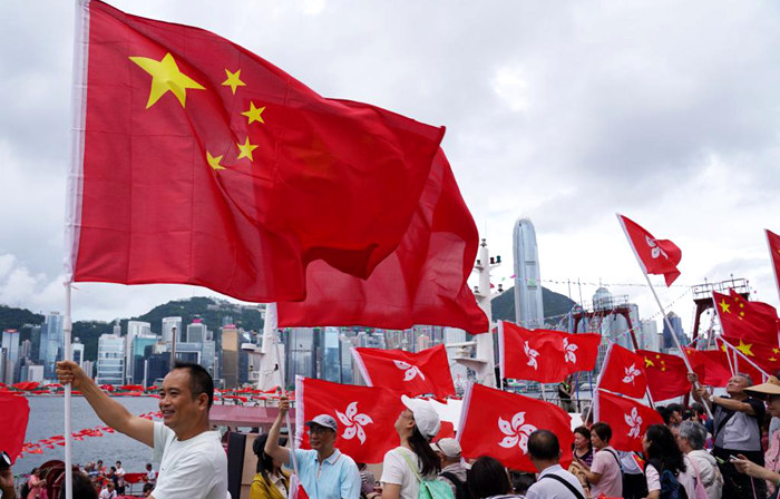 繁花似锦映香江 同贺同乐共此时——香港欢庆回归祖国28周年